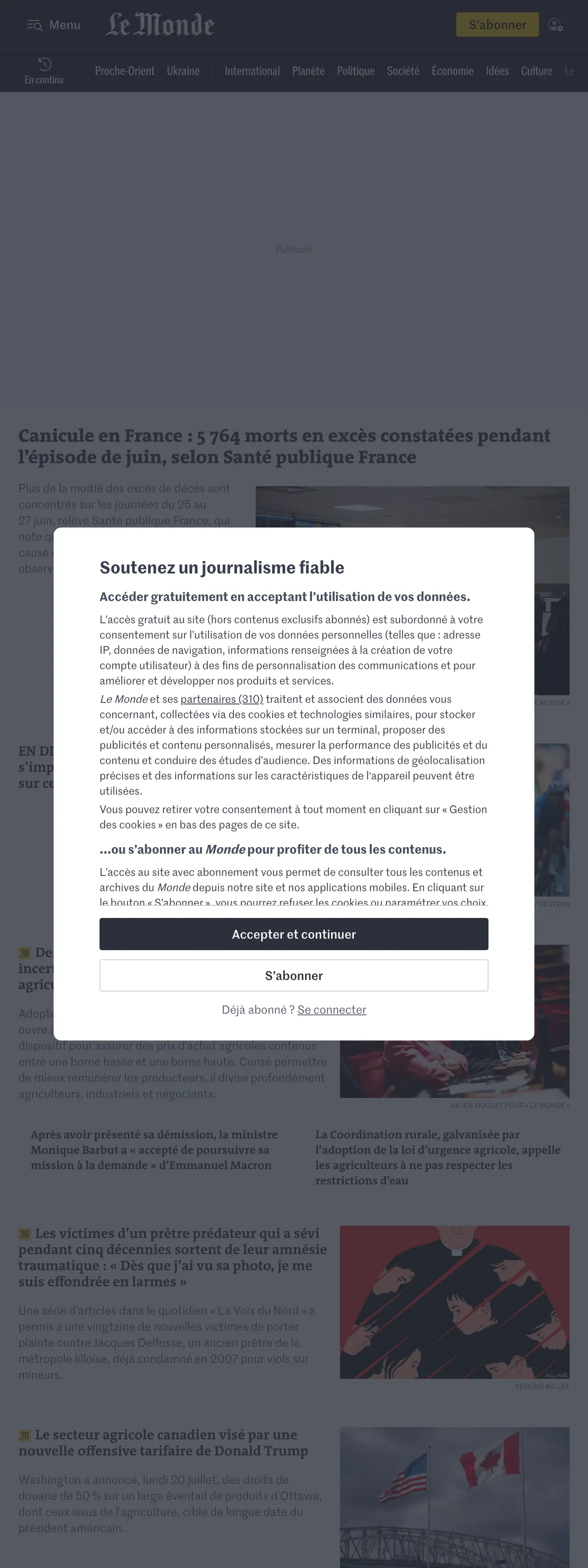Screenshot of the Le Monde front page
