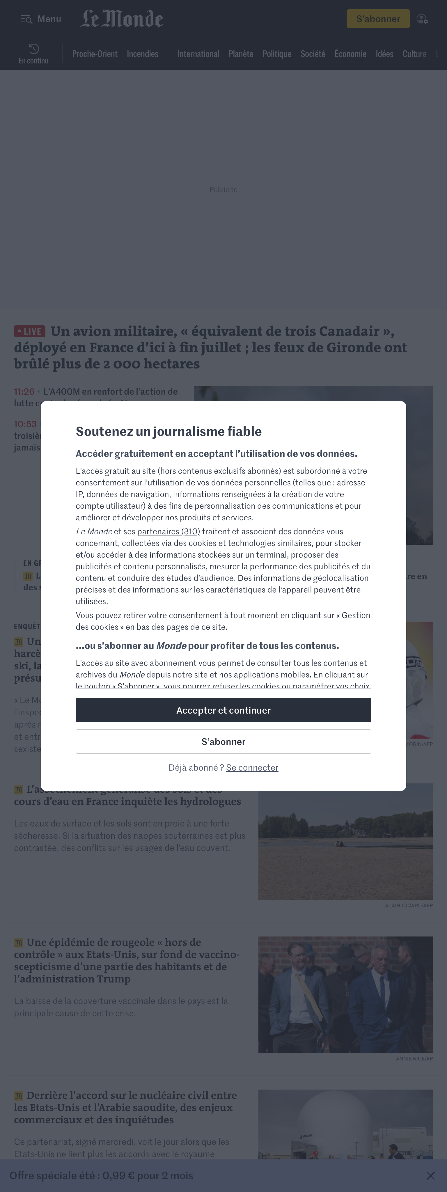 Screenshot of the Le Monde front page