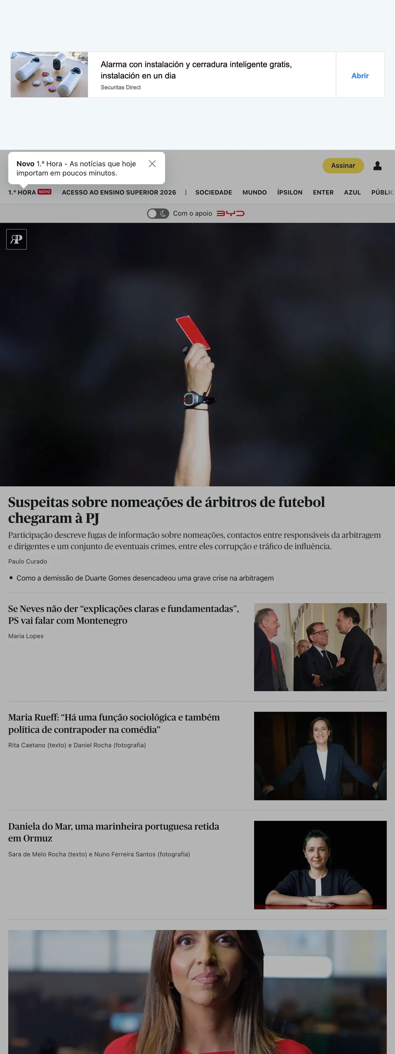 Screenshot of the Público front page