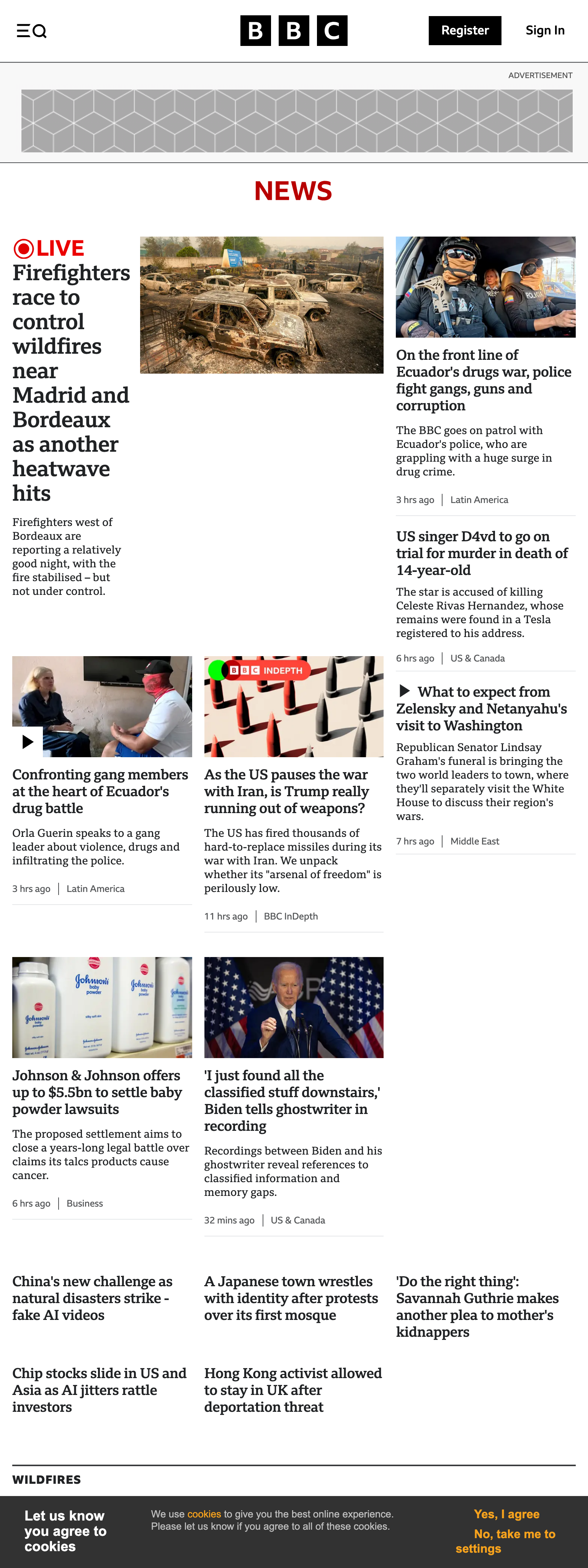 Screenshot of the BBC News front page