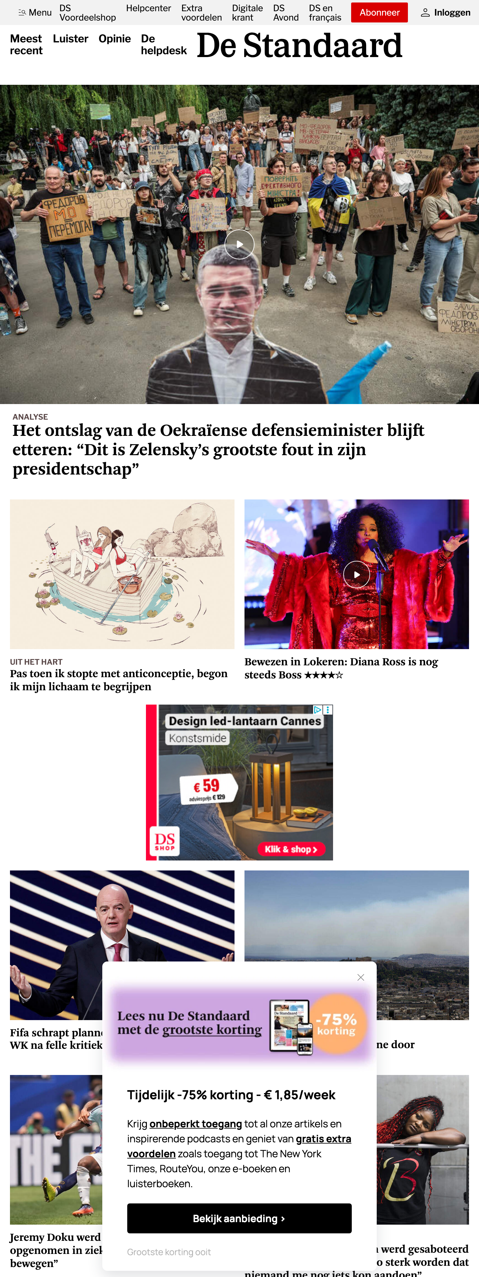 Screenshot of the De Standaard front page