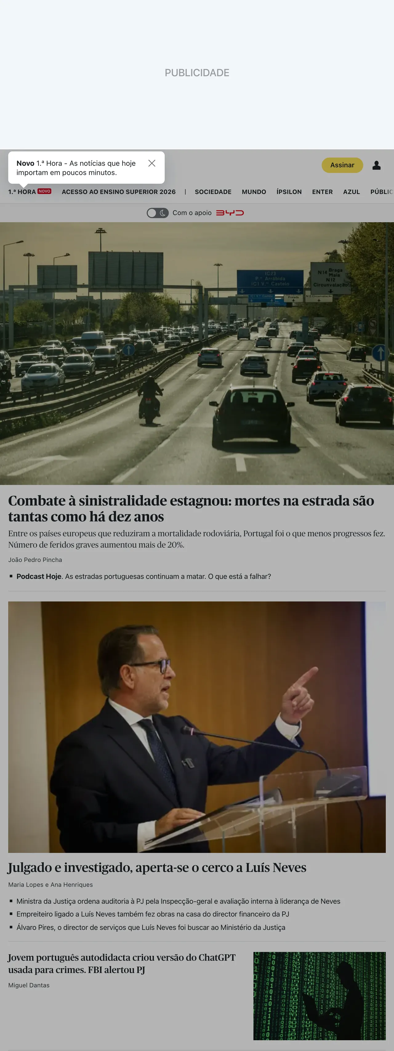 Screenshot of the Público front page