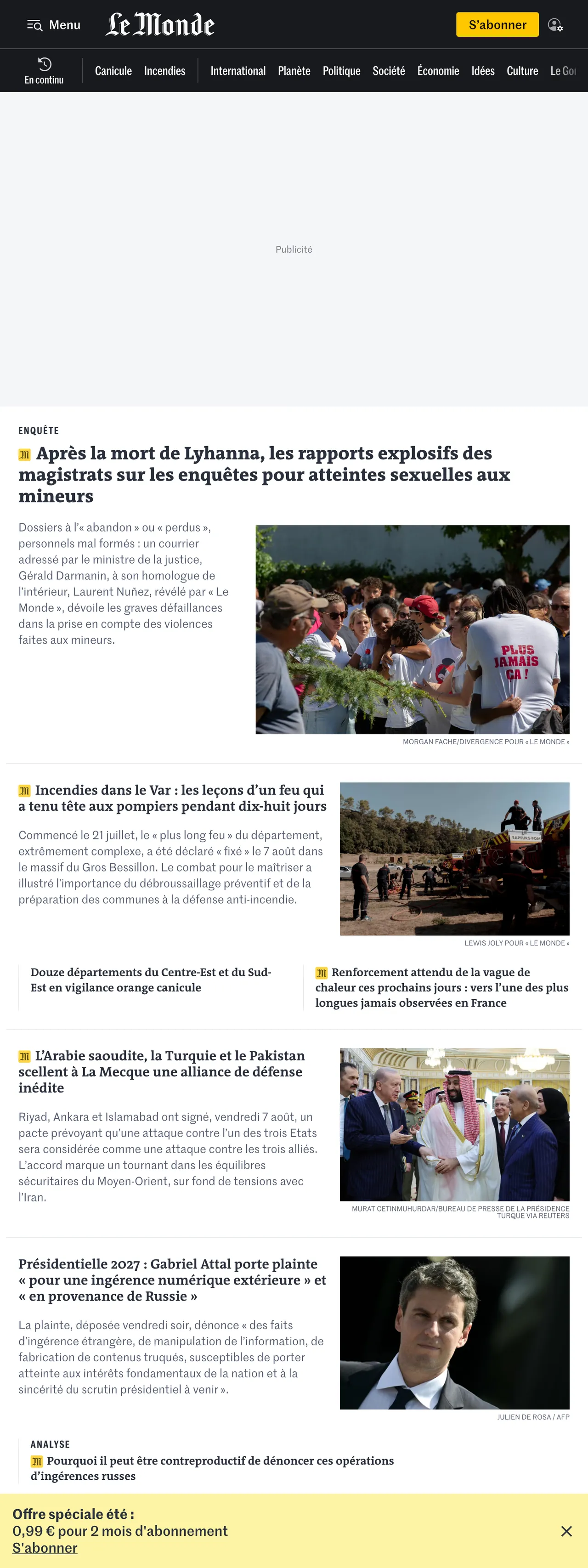 Screenshot of the Le Monde front page