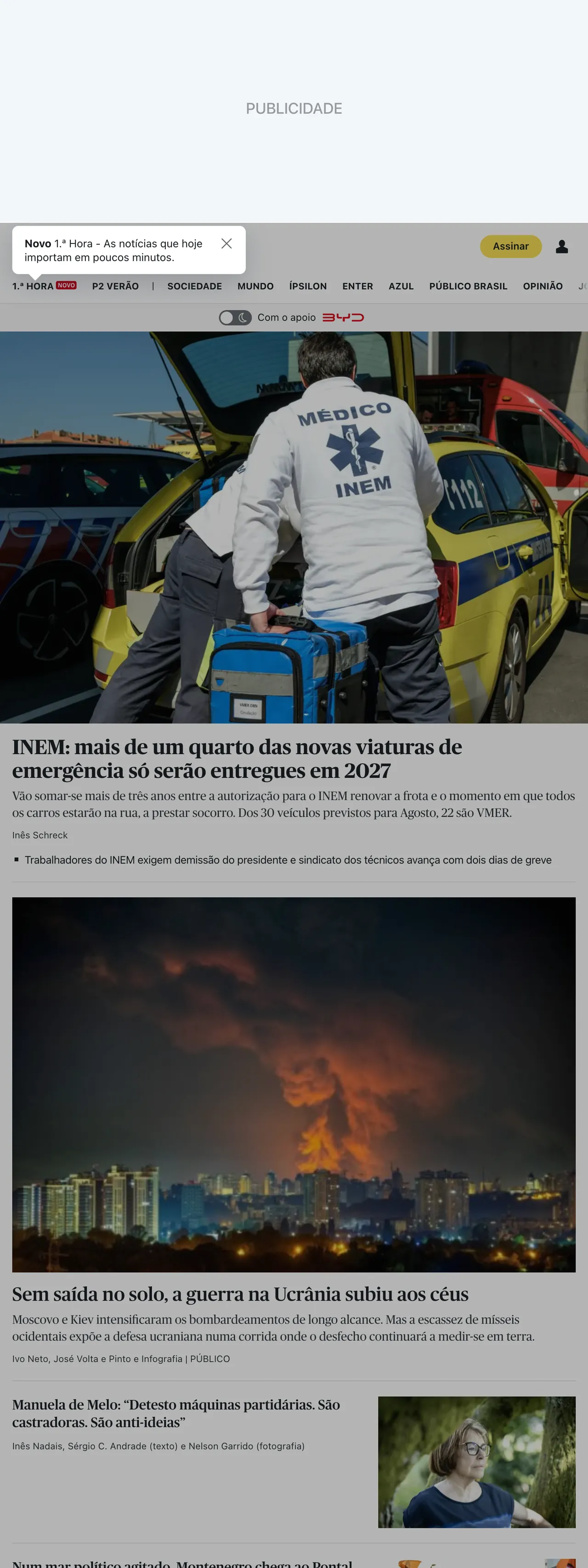 Screenshot of the Público front page