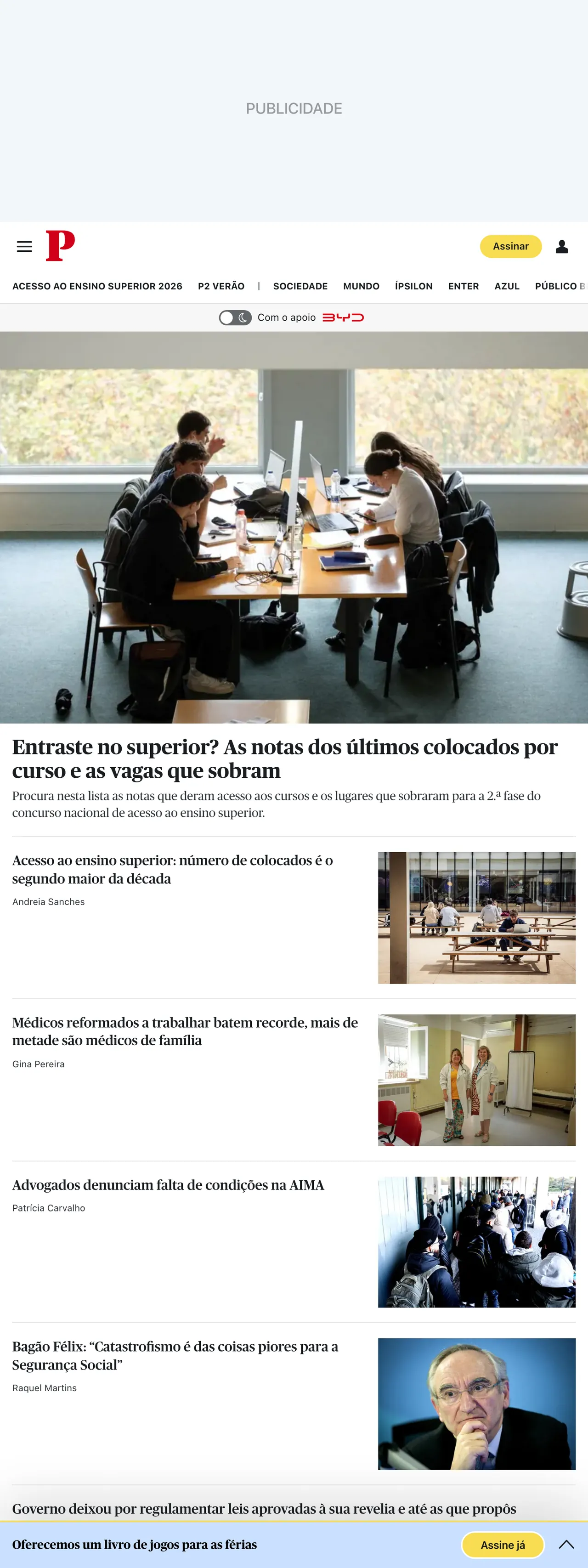 Screenshot of the Público front page