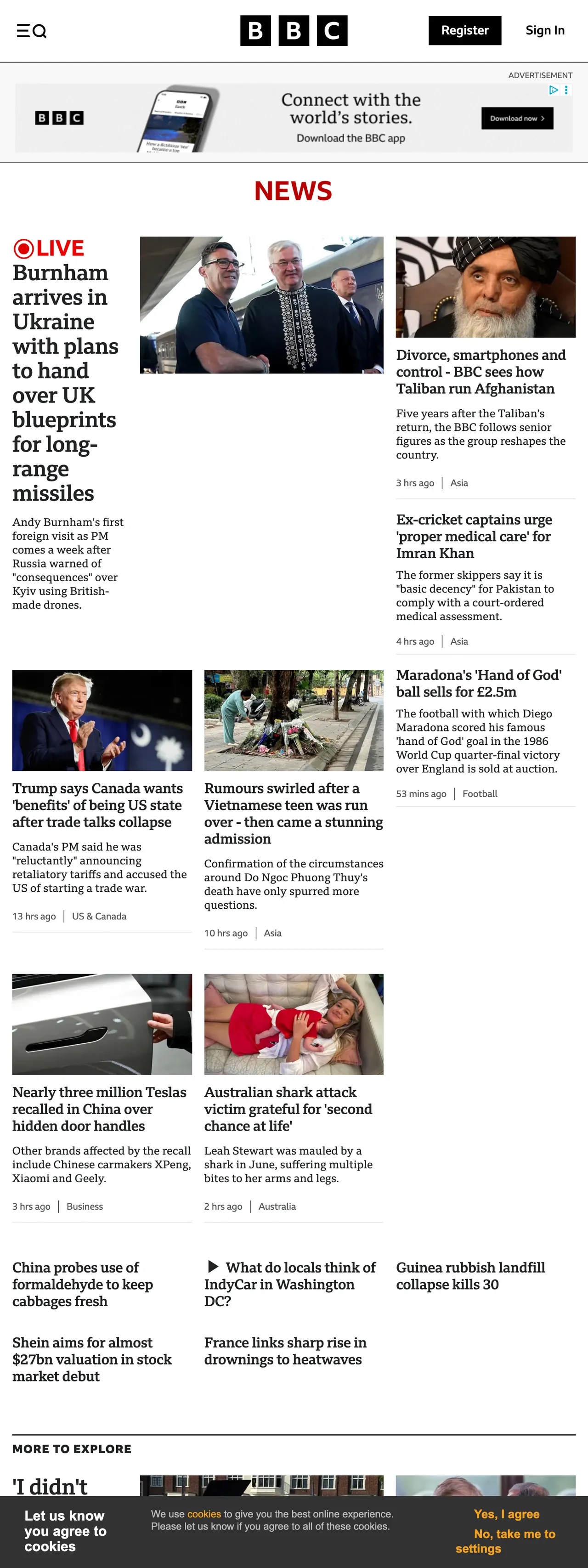Screenshot of the BBC News front page