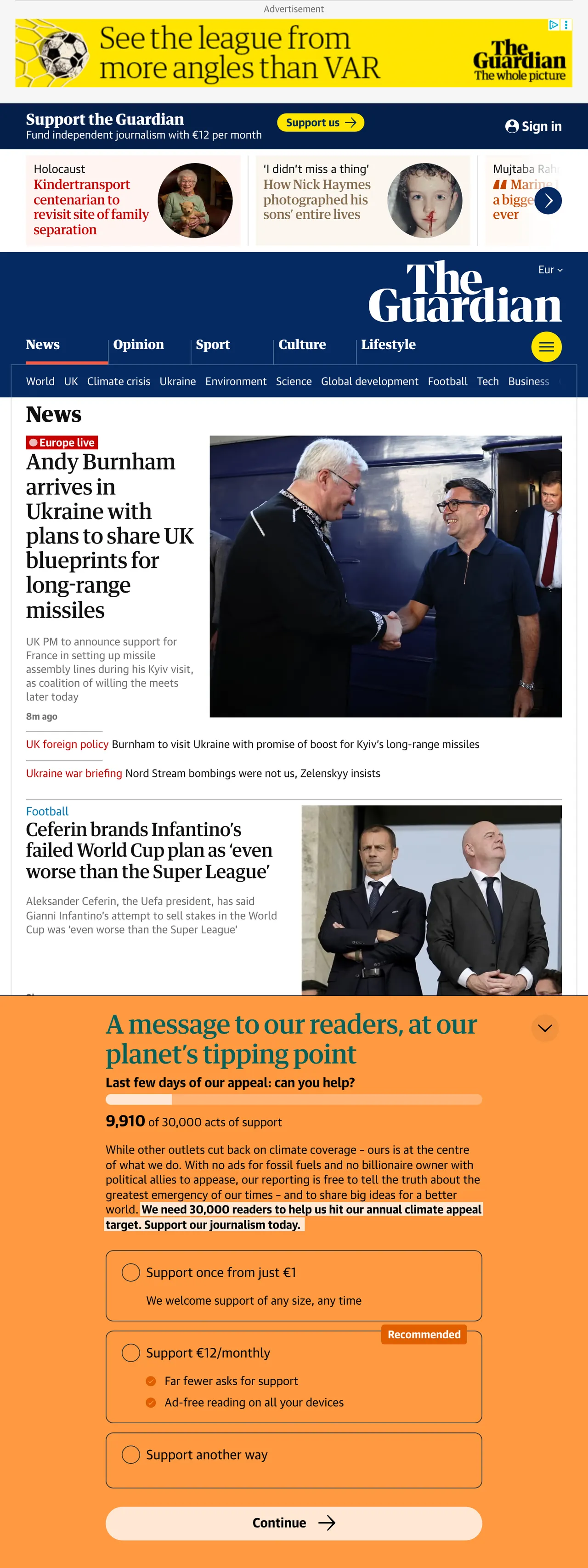 Screenshot of the The Guardian front page