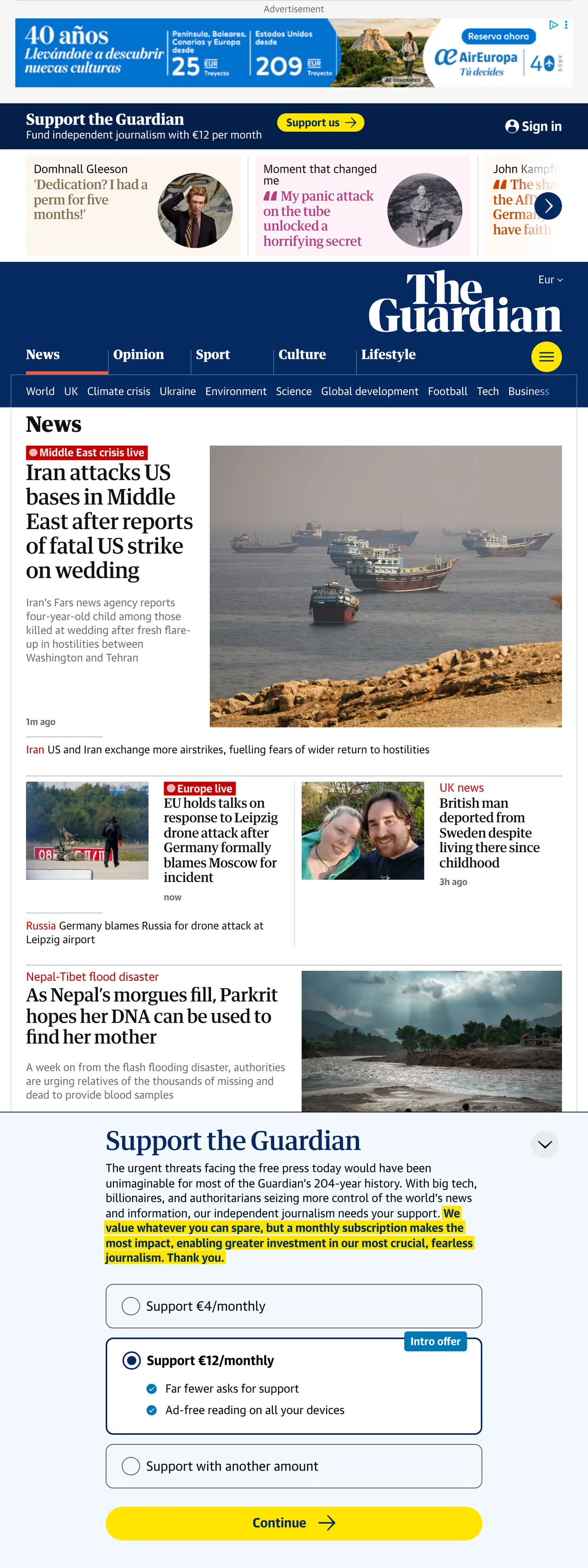 Screenshot of the The Guardian front page