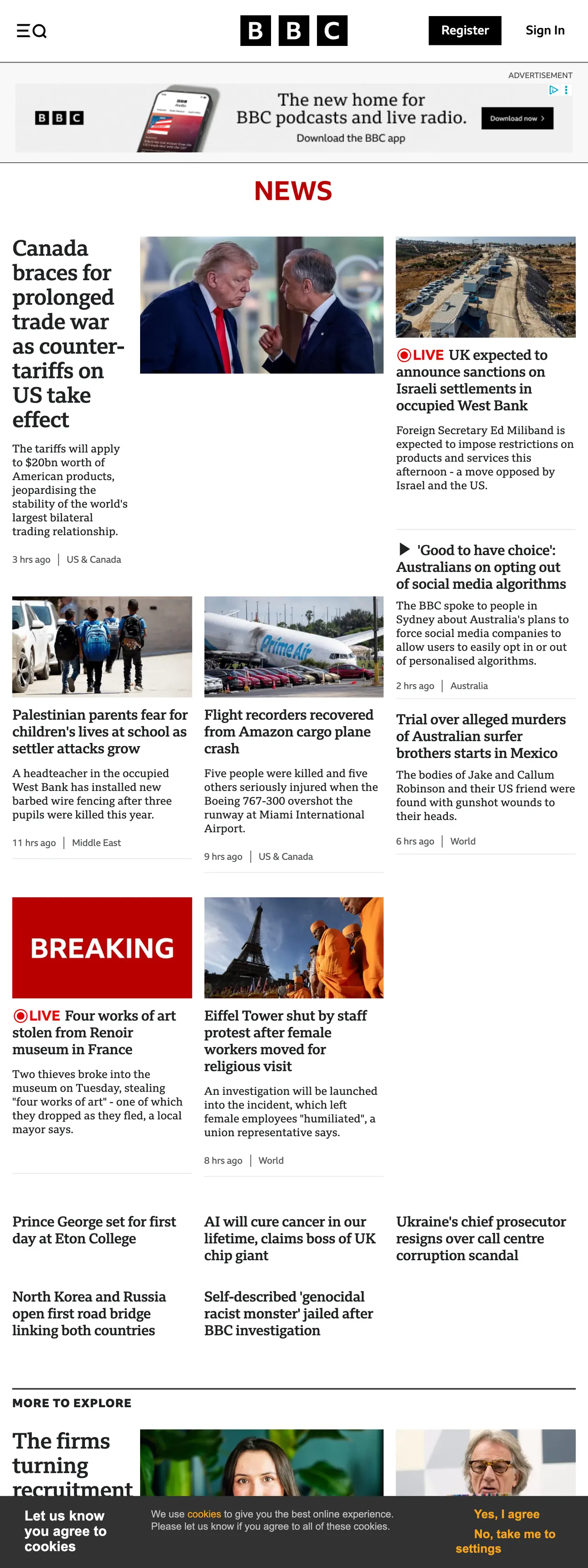 Screenshot of the BBC News front page