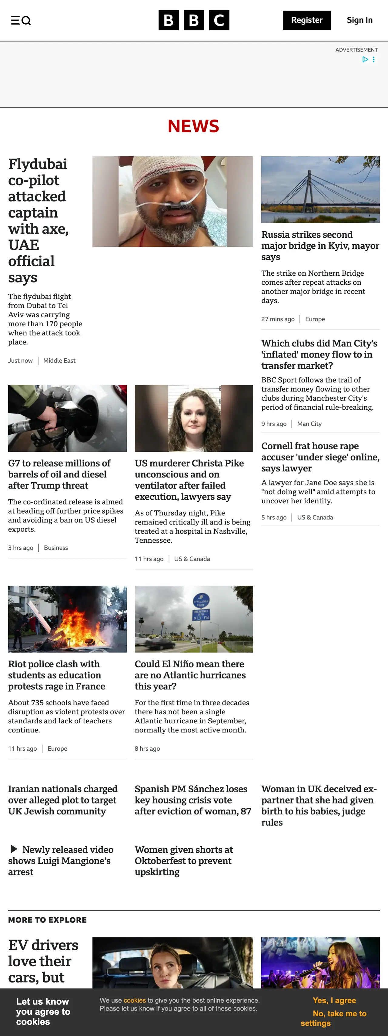 Screenshot of the BBC News front page