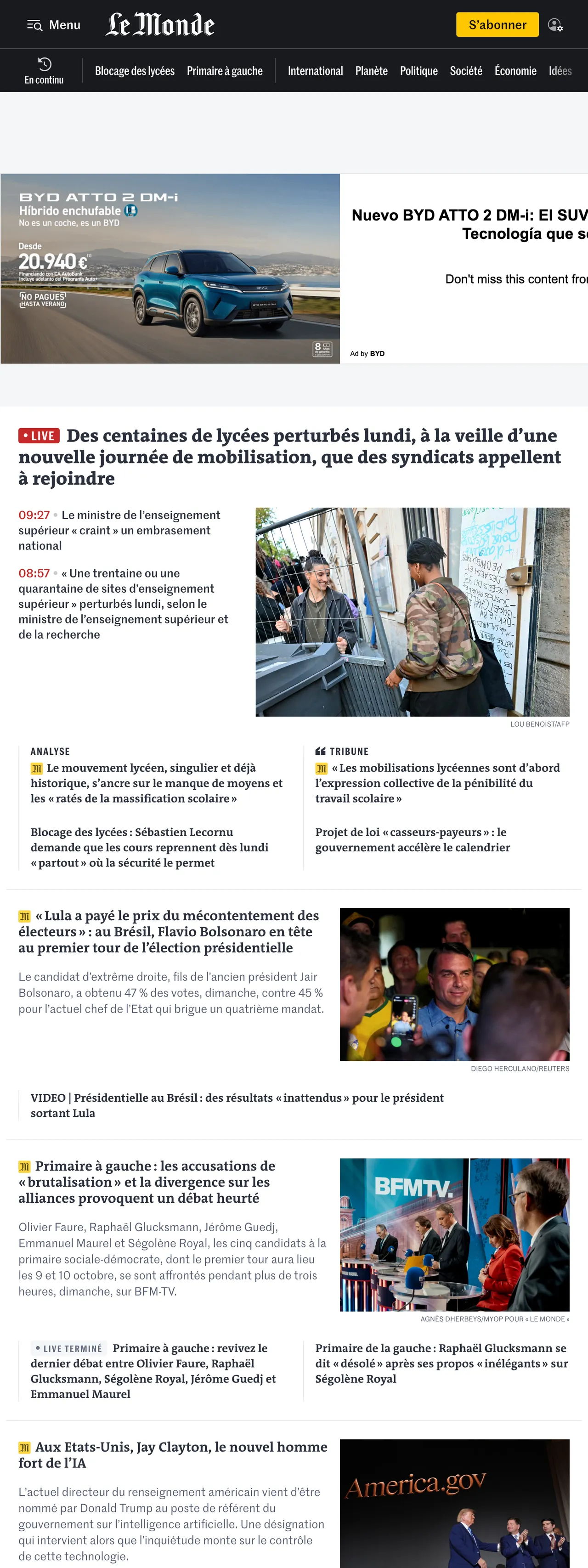 Screenshot of the Le Monde front page
