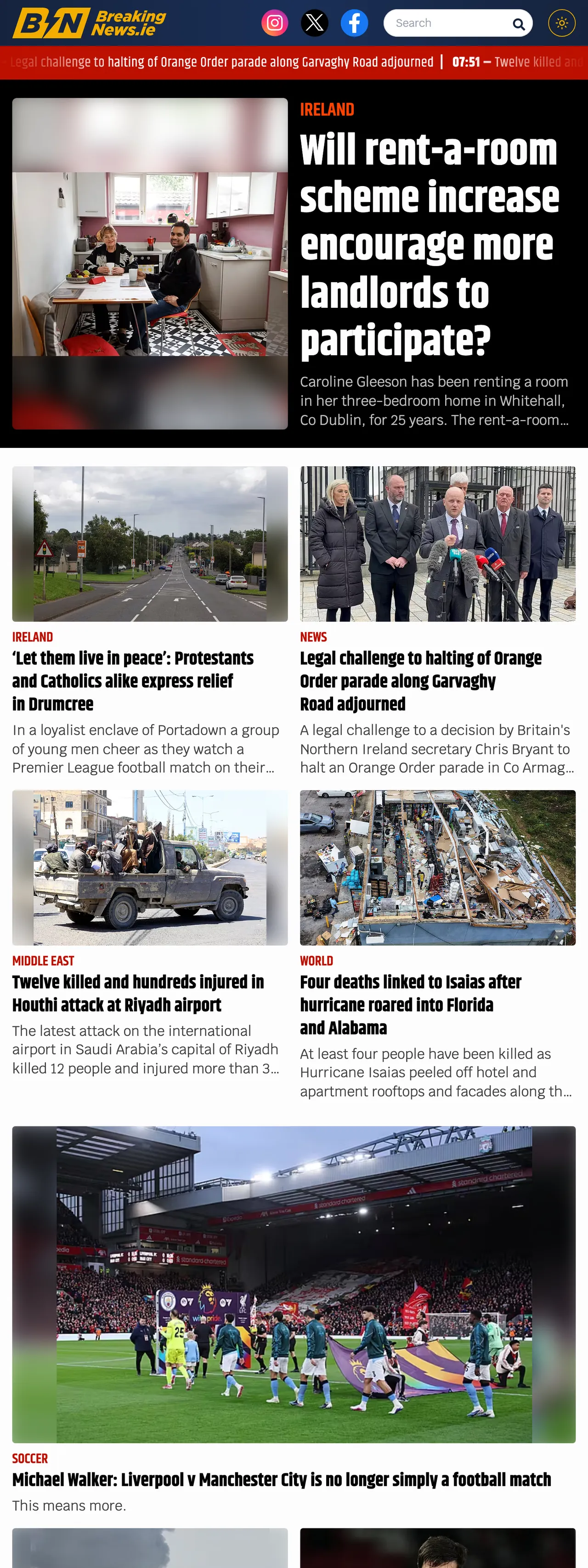 Screenshot of the BreakingNews.ie front page