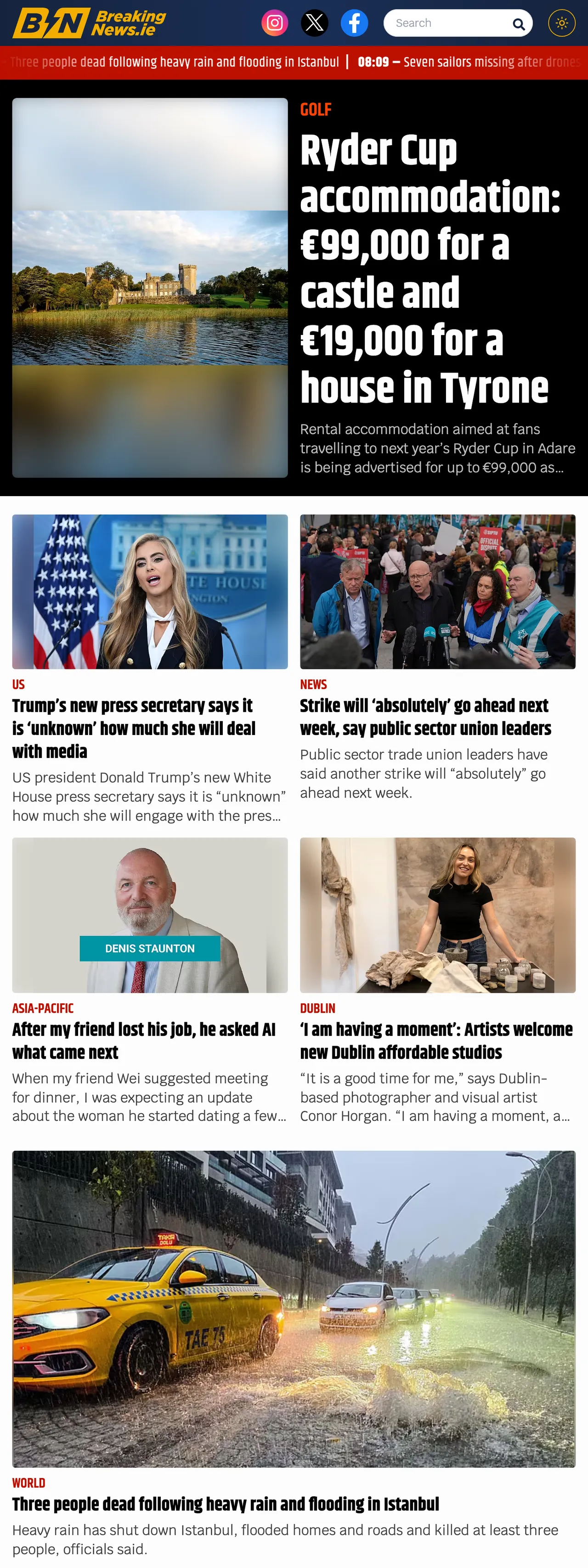 Screenshot of the BreakingNews.ie front page
