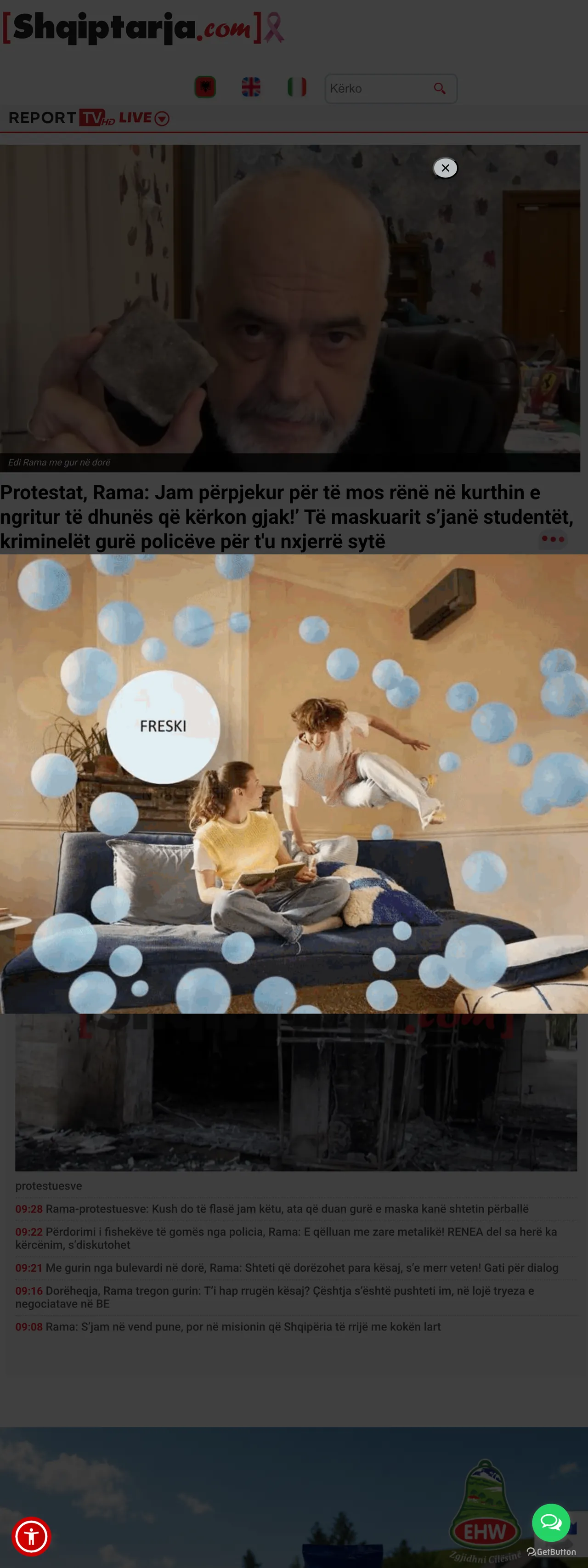 Screenshot of the Shqiptarja.com front page