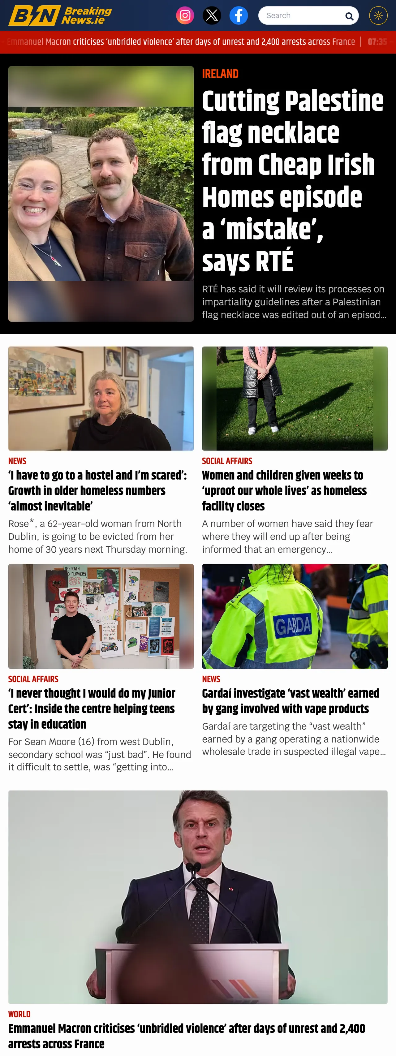 Screenshot of the BreakingNews.ie front page