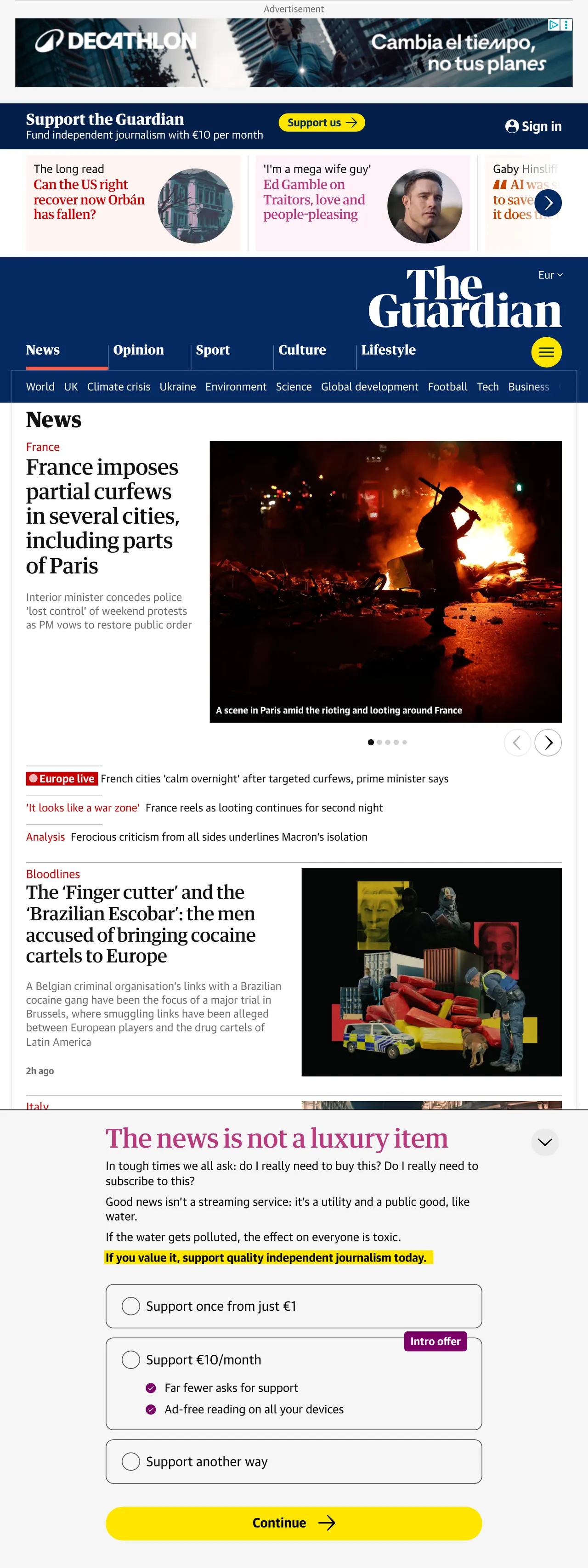 Screenshot of the The Guardian front page
