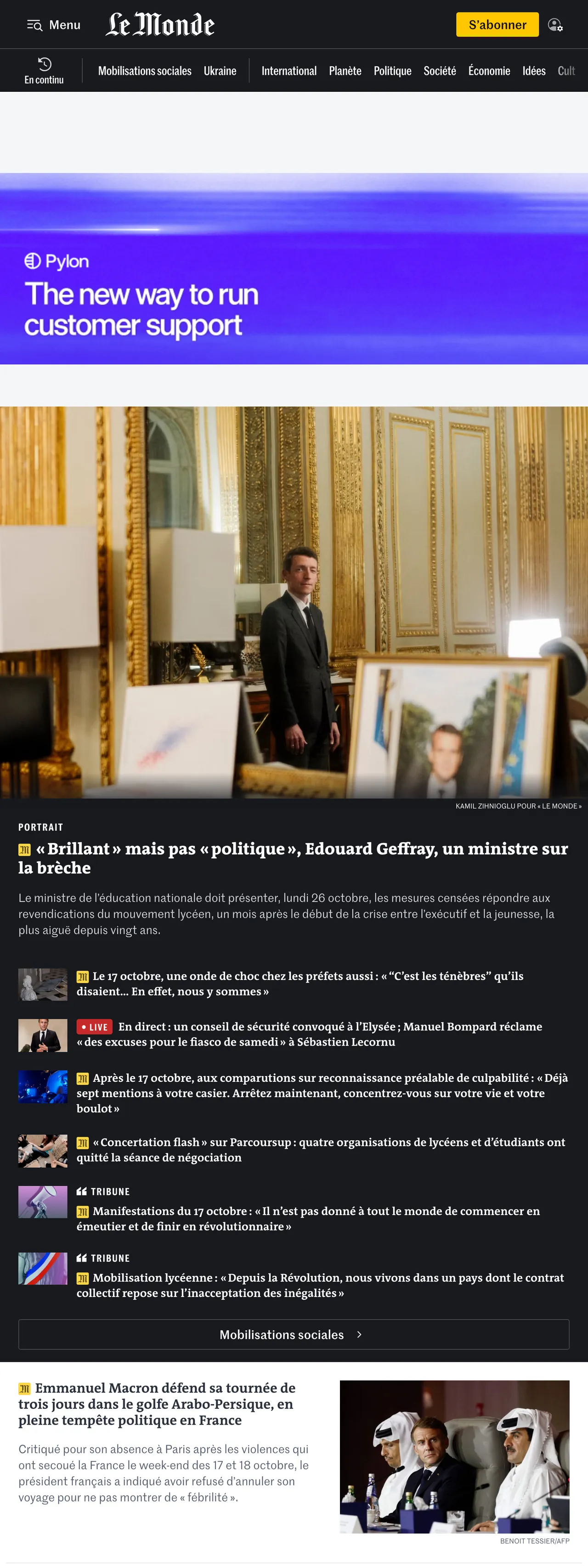 Screenshot of the Le Monde front page