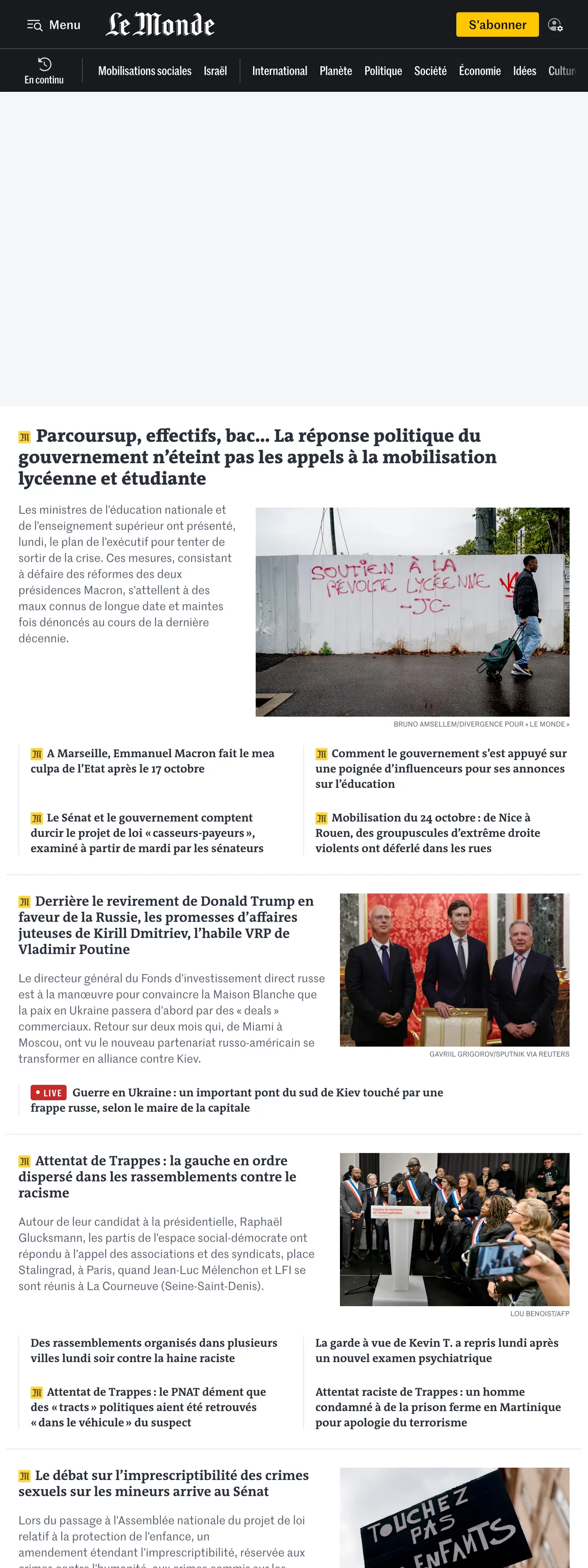 Screenshot of the Le Monde front page